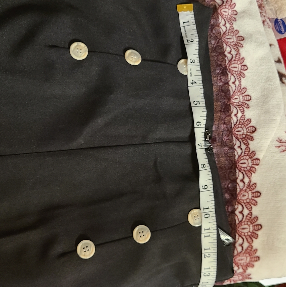 Pants - Picture 7 of 9
